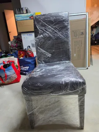 Sillas de salón hay 8, cada 1 se vende por separad