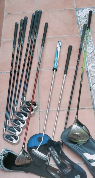 Set de hierros de golf XXIO