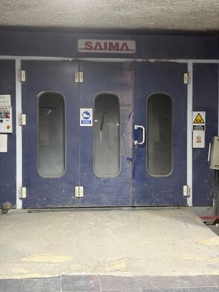 Cabina pintura saima de gran tamaño