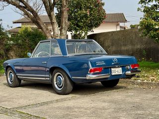 Mercedes-Benz  230SL Pagoda