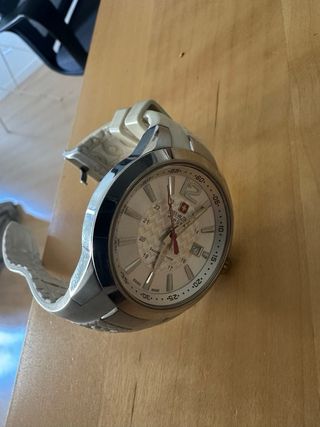 Reloj Swiss Military Hanowa Plata y Blanco