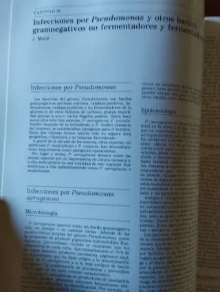 Pack de dos libros de medicina enfermedades infecc