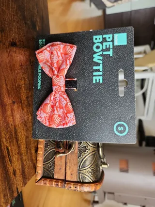 Pajarita FuzzYard Pastelito Talla S