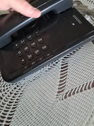 Teléfono Alcatel Negro con cable