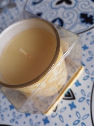 Thun = Candela Profumata in Vasetto/Tazzina