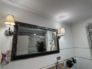 Conjunto de baño madera y cristal