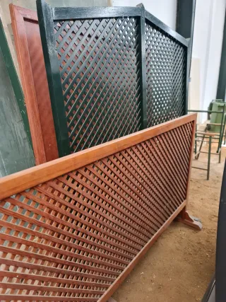 Biombos separadores de madera