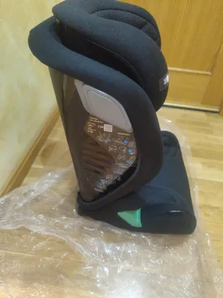 Silla de coche Lionelo Negra