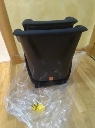 Silla de coche Lionelo Negra