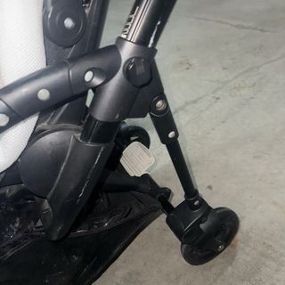 Bugaboo Bee 5 con sombrilla, saco y plástico