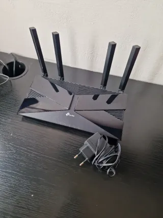Router TP-Link Archer Ax10 WiFi 6 (802.11ax) band.