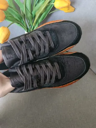 Nike Air Max 90 LX Pony Tar Black T38,5