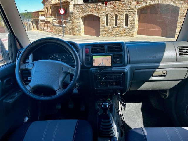 Suzuki Jimny 2005