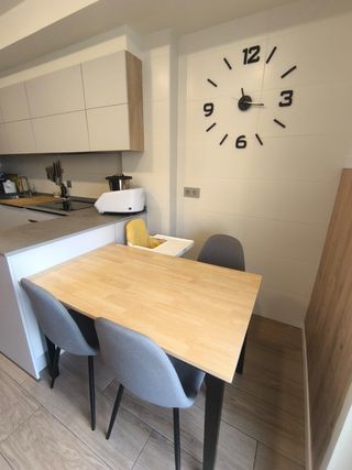 Mesa de comedor madera y metal