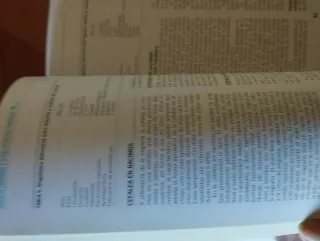 Libro de medicina sobre migraña