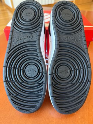 Deportivas Nike Court Borough