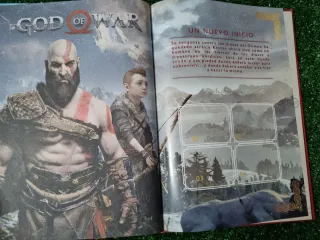 Album tapa dura god of war con cromos y cartas