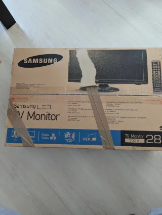 Monitor TV Samsung LED 28 Negro