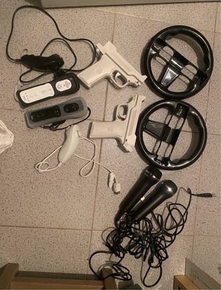 Consola Wii + múltiples Accesorios