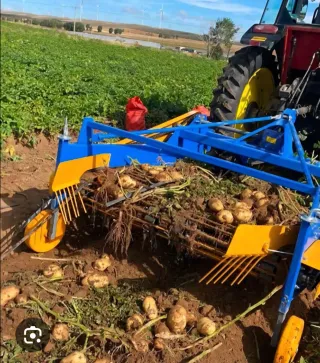 Desbrozes  y trabajos con tractor
