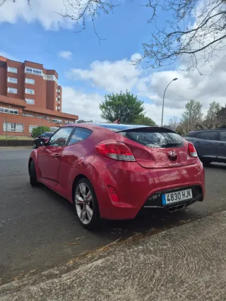 Hyundai Veloster 2013