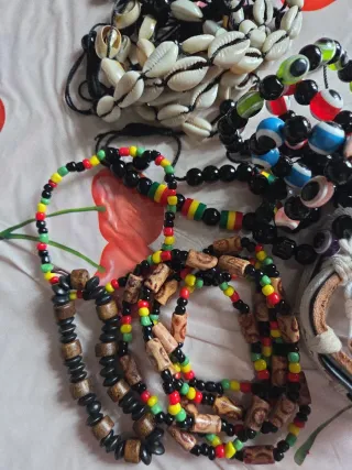 Set bracciali conchiglie e perline