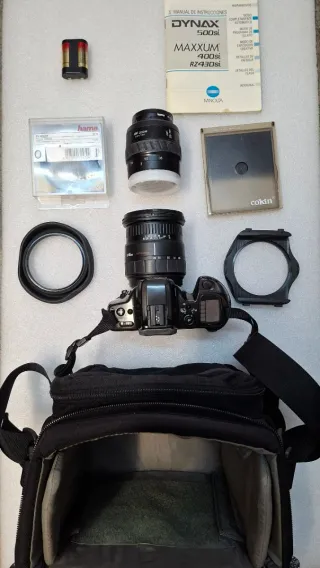 Cámara Minolta Dynax 500si + Accesorios