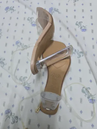 Zapatos Zara Beige Talla 40