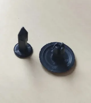 Clips Puerta Maletero Mazda