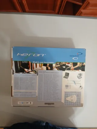 Lector de código de barras con base Heron D130