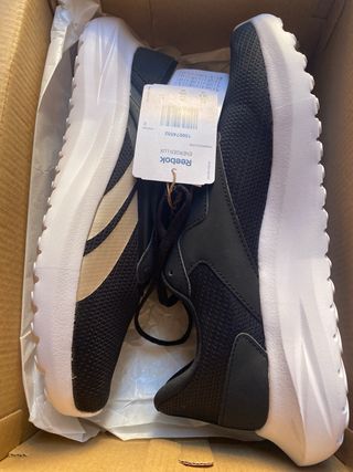 Zapatillas Reebok Talla 39 Negro y Dorado