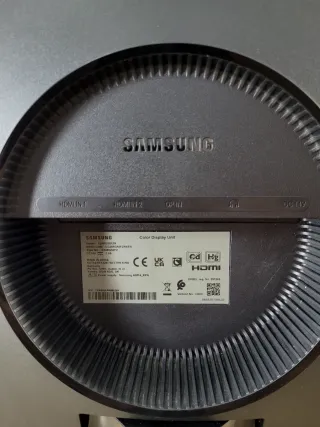 Monitor Samsung Curvo Negro