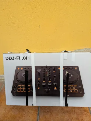 Controlador DJ Pioneer DDJ-FLX4
