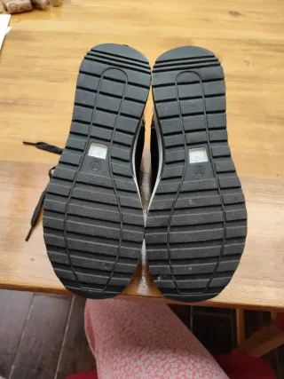 Zapatillas Eskandalo & Kaos negras