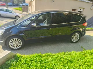 Ford S-MAX 2012