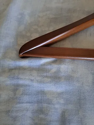 Percha madera vintage mango largo