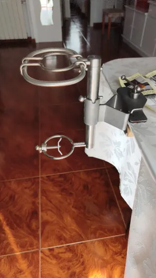 Jamonero Vertical Inoxidable.  Nuevo
