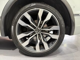 Volkswagen Tiguan R-LINE DSG TECHO