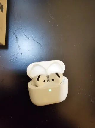 Airpods 4 Apple Bianche