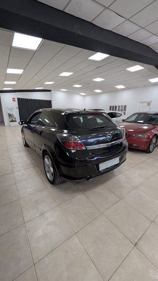 Opel Astra 2007