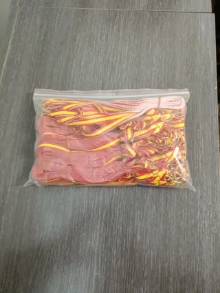 100 Colgadores para medallas. Cintas para medallas