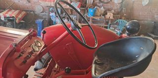 Tractor Barreiros R-335.