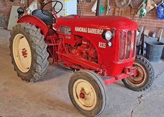 Tractor Barreiros R-335.