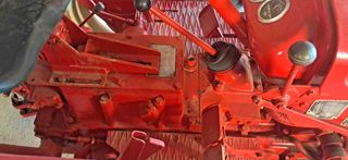 Tractor Barreiros R-335.