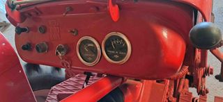 Tractor Barreiros R-335.