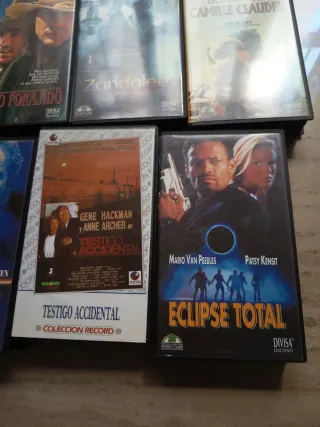 21 Películas VHS Acción/Crimen/Drama.