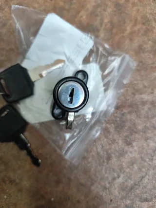 Candado para casco Vespino NLX