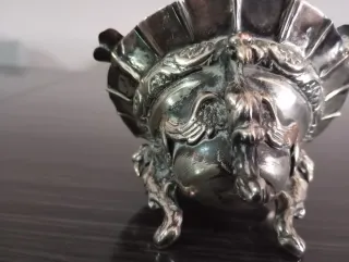 Antiguo Cenicero Dragón