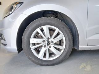 VOLKSWAGEN TOURAN EVO ADVANCE DSG 7 PLAZAS 150 CV