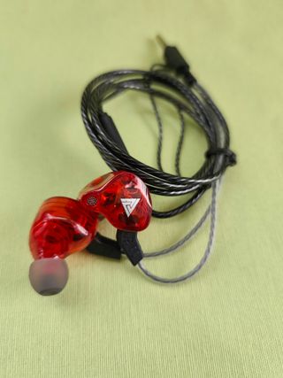 Auriculares In-Ear (IEM) con cable - Rojos - Nuevo